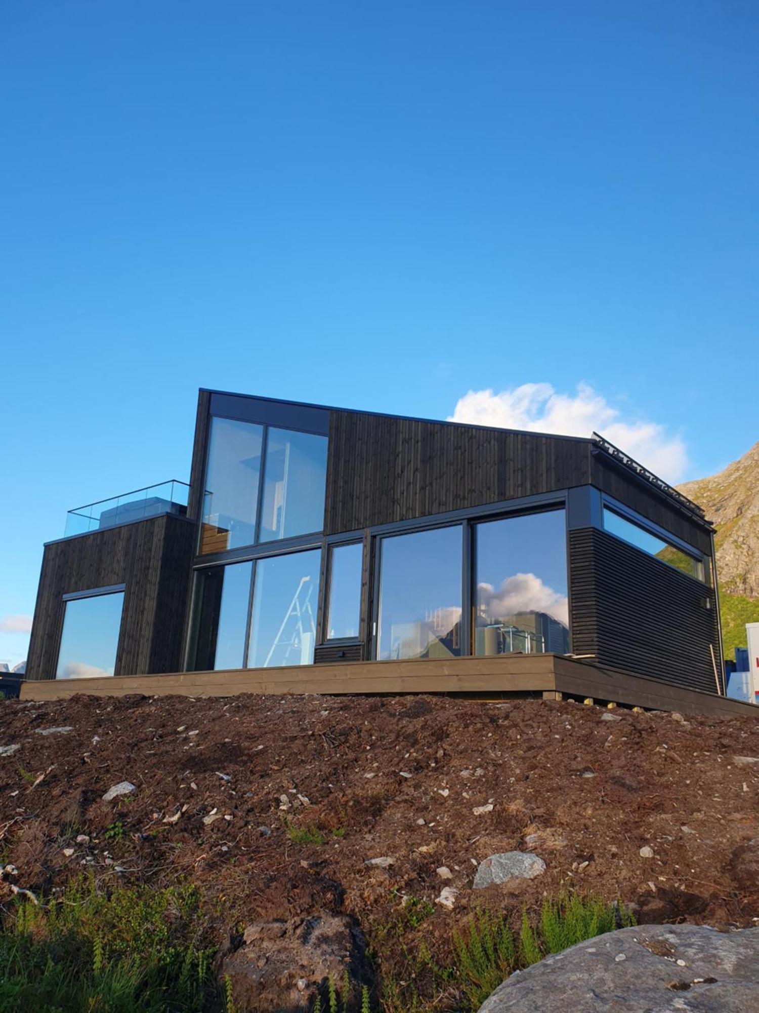 Hoda Cabin - Luxury Lodge With Jacuzzi And Sauna Lyngværet Екстериор снимка