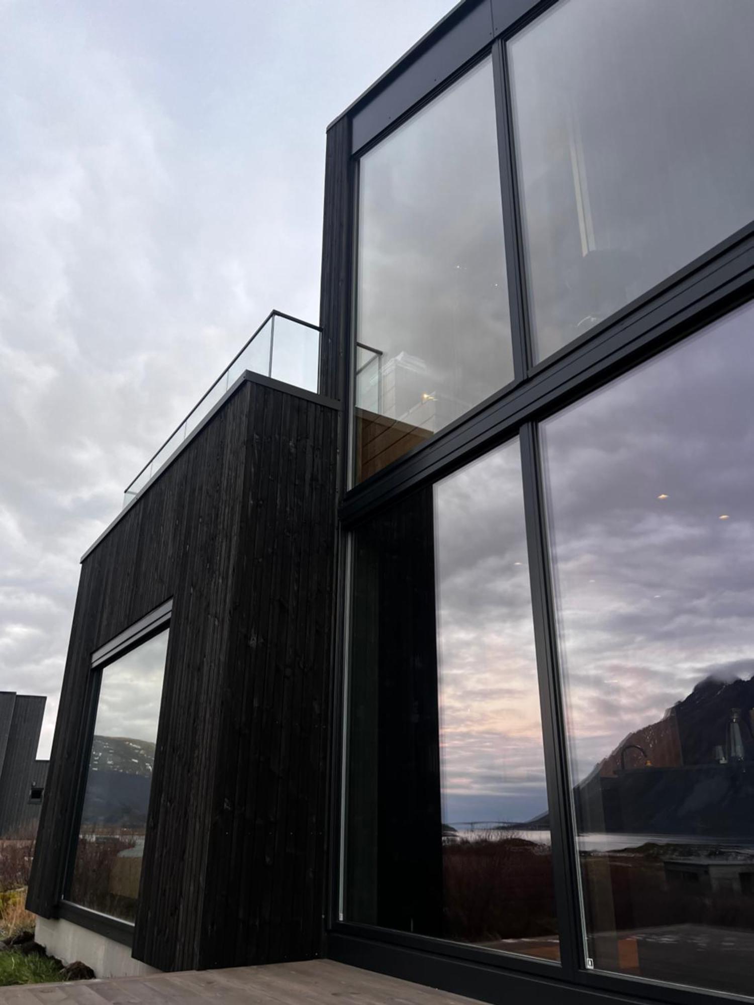 Hoda Cabin - Luxury Lodge With Jacuzzi And Sauna Lyngværet Екстериор снимка