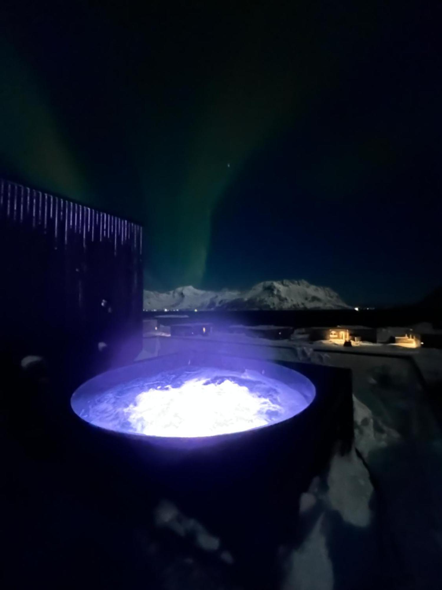 Hoda Cabin - Luxury Lodge With Jacuzzi And Sauna Lyngværet Екстериор снимка