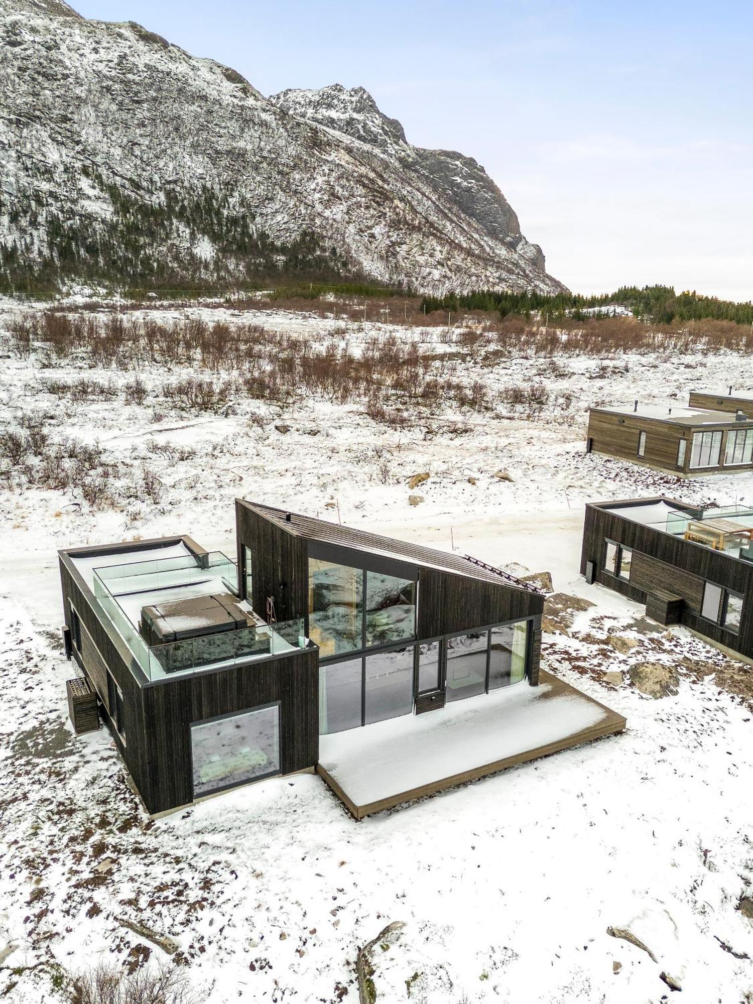 Hoda Cabin - Luxury Lodge With Jacuzzi And Sauna Lyngværet Екстериор снимка